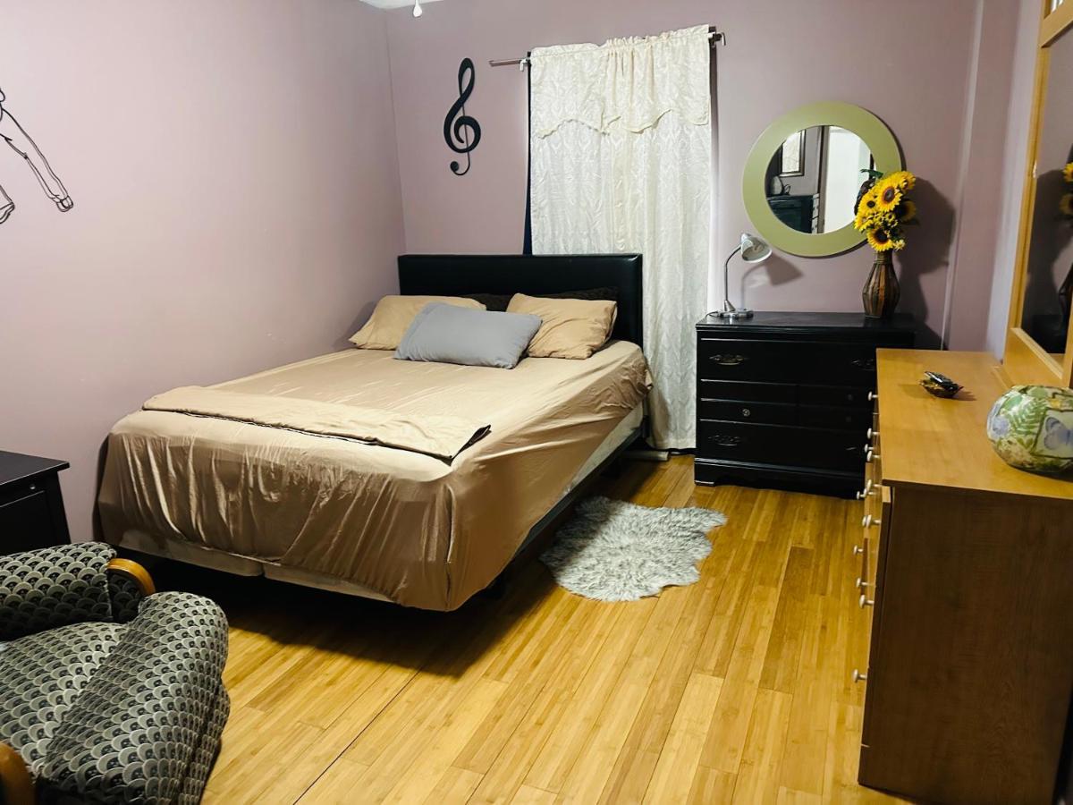 Colorful 3 Bedrooms Twin Home Near Center Φιλαδέλφεια Εξωτερικό φωτογραφία
